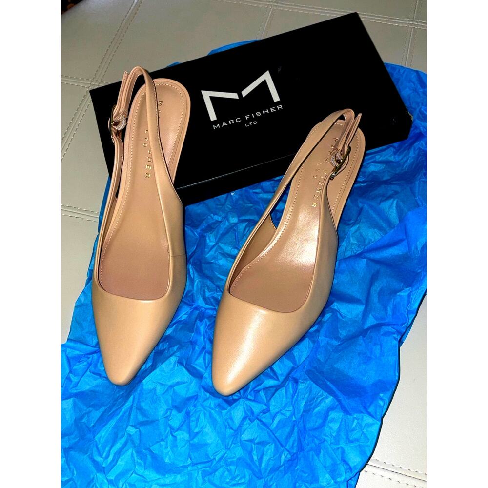 Marc Fisher Kory Beige Leather Slingback Pumps Low Kitten Heel size 8M NEW